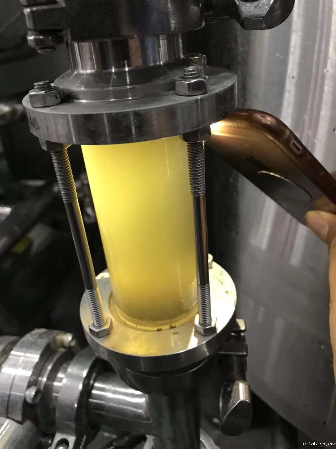精酿设备中的啤酒